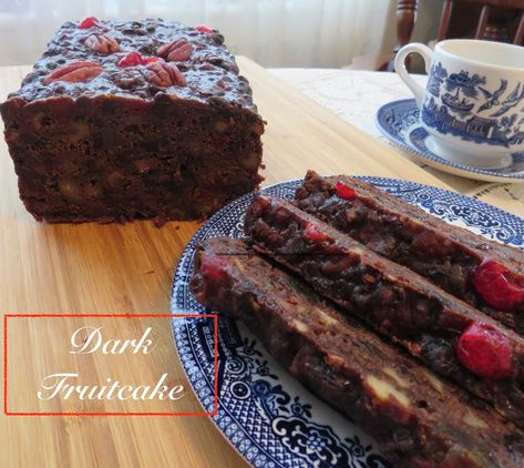 Thel's Kitchen: Classic Dark Fruitcake Dark Fruitcake Recipes Christmas, Dark Christmas Cake Recipe, Dark Fruit Cake Recipe, Light Fruit Cake, Fruit Cake Recipe Christmas, Fruit Cake Christmas, Christmas Cake Recipes, Fruitcake Recipes, Xmas Cake