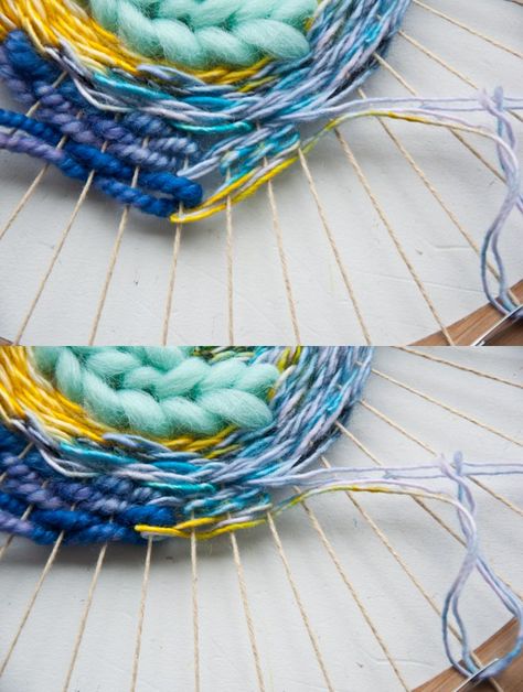 Great post on how to weave two colors next to each other in a circle! Loom Weaving Techniques, Weaving Circle, Circular Weaving Loom, Handbuilding Ceramics, Weaving Instructions, Branch Weaving, Circle Weaving, Circle Loom, Circular Loom