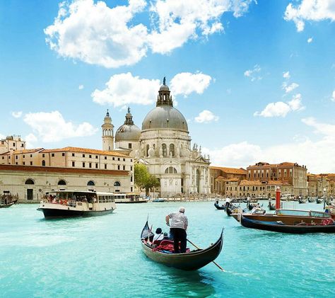 Overrated: Venice, Italy Train Holidays, Perjalanan Kota, Kusadasi, Luxury Train, Express Train, Voyage Europe, Golden Eagle, Destination Voyage, Grand Canal