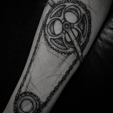 Bike tattoo by Felipe Kross. bike fixie biker cyclist biking sport chain FelipeKross sketch blackwork Tattoo Bicycle, Bicycle Tattoos, Cycle Tattoo, Cycling Tattoo, Bike Fixie, Bike Tattoo, Mountain Bike Tattoo, Gear Tattoo, Bicycle Tattoo