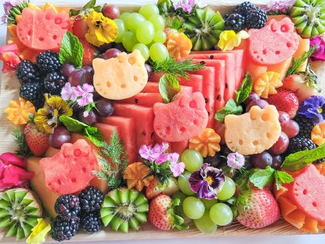 Hello Kitty Veggie Tray, Cat Fruit Tray, Hello Kitty Hawaii Birthday, Hello Kitty Fruit Platter, Hello Kitty Picnic Party, Hello Kitty Themed Food, Hello Kitty Desert Table, Hello Kitty Snack Table, Hello Kitty Party Food Ideas