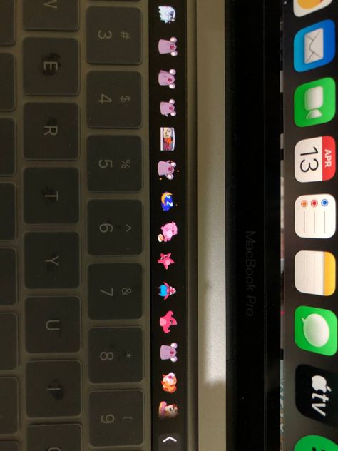 Mac Book Pro Touch Bar, Macbook With Touch Bar, Macbook Pro 13 Inch Aesthetic, Macbook Pro Touch Bar Aesthetic, Macbook Touch Bar Aesthetic, Macbook Pro Case Aesthetic, Macbook Pro 13 Inch Wallpaper, Macbook Pro Aesthetic, Macbook Touch Bar