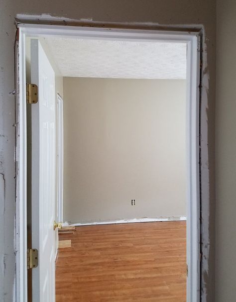 If you need to fix a crooked door frame, gather up some tools and ask a friend to help. Here, we share the steps for making your door frame level again. How To Fix Door Frame, Door Frame Repair Interior, How To Remove A Door Frame, How To Repair Door Frame, Door Frame Repair, Sagging Door, Installing Exterior Door, Door Upgrade, Door Repair