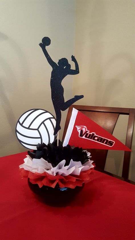 Volleyball Party Centerpieces, Athletic Banquet Ideas, Volleyball Birthday Party Decorations, Volleyball Banquet Decorations, Volleyball Graduation Party Ideas, Volleyball Table Decorations, Volleyball Banquet Ideas Centerpieces, Volleyball Centerpieces Banquet, Volleyball Banquet Centerpieces