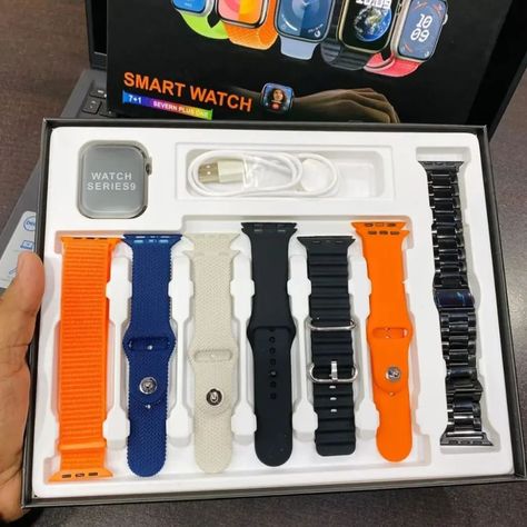 🔥 *Apple Series 9 Hk-900 Combo Offer With 7 In 1 Premium Straps* 🔥 *Pesa vasol combo* *What's in box 📦:-* • 1 wireless charger • 7 different straps • 1 series9 Dail • 1 user manual *Specifications:-* ✨ 2.01 Super amoled display - 7 In 1 Straps - 45mm dial size - with strap lock - 2.09 inch display - on/off apple logo - Wireless charger - premium quality watch set - .5 kg weight Hobo Watch Band For Charge 5, Cheap Black Watches With Digital Display, Iphone And Watch Charging Station, Phone Watch Charging Station, Functional Black Digital Watch With Alarm, Apple Headphone, Apple Logo, Birthday Wishlist, Wireless Charger