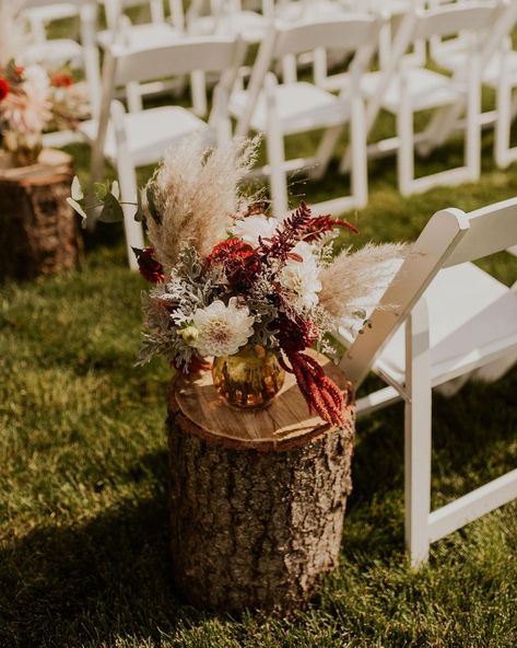 Fall Wedding Aisle Decorations Outdoor Tree Stumps, Fall Wedding Signs Rustic, Outdoor Fall Wedding Ceremony Decor Aisle Decorations, Rustic Wedding Isles Decoration Outdoor, Wedding Aisle Entrance Decor, Boho Wedding Isles Decorations, Fall Isle Decorations Wedding, Wedding Entrance Flowers, Fall Wedding Isles