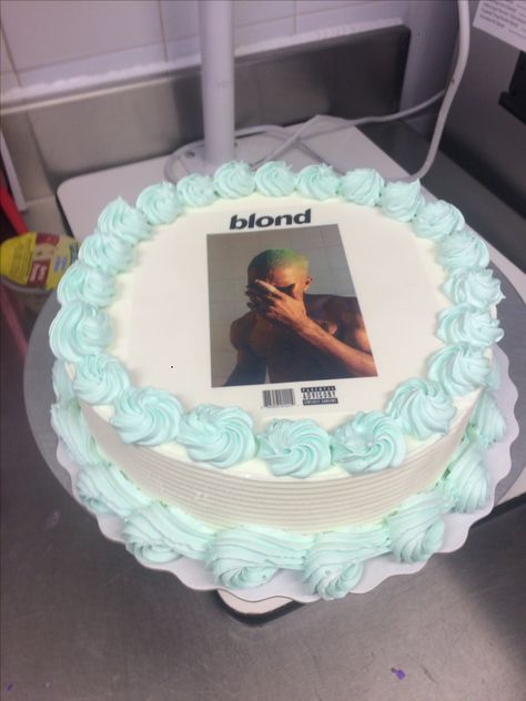 #FrankOcean #Cake Album Cake Ideas, Brent Faiyaz Birthday Cake, Sza Singer Birthday Cake, Tyler The Creator Cake Ideas, Frank Ocean Birthday, Frank Ocean Cake, Cake She Hits Different, Album Cake, Ocean Birthday Cakes