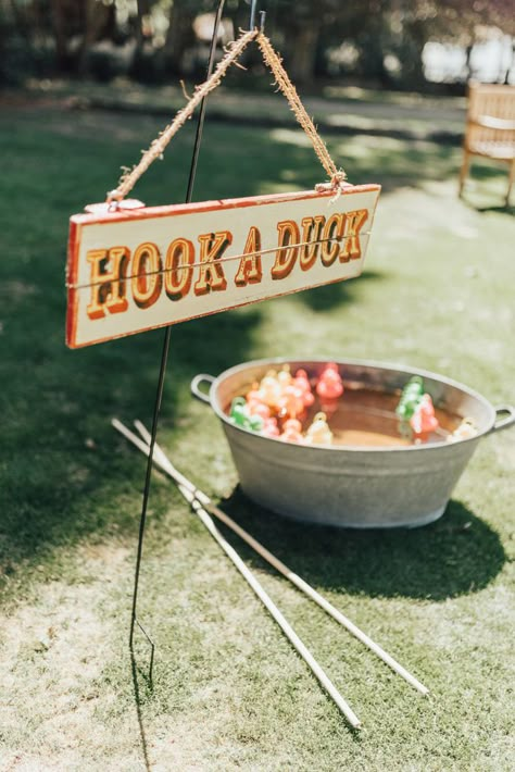 Super fun way to entertain your guests over on Coco Wedding Venues Blog.  Outdoor games like this are ideal for a tipi wedding. Outdoor Wedding Games, Wedding Games For Guests, Festival Themed Wedding, Reception Games, Wedding Reception Games, Garden Games, Boho Beautiful, Yellow Sunflowers, Tipi Wedding