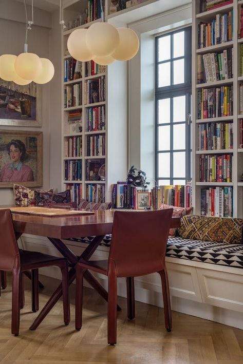 Eclectic Dining Rooms, Penthouse Apartment New York, Small Media Rooms, Apartment New York, Small Kitchenette, New York Penthouse, Eclectic Dining Room, Built In Banquette, Eclectic Dining