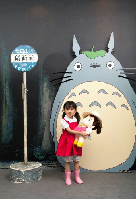 Studio Ghibli Trunk Or Treat, Totoro Trunk Or Treat, Ghibli Themed Party, Ghibli Party Ideas, Ghibli Birthday, Studio Ghibli Decorations Party, Studio Ghibli Themed Party, Ghibli Birthday Party, Totoro Party Ideas