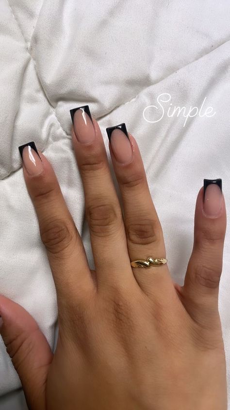 Black Nails Short French Tips, Formal Bodysuit Outfit, Black Frenchies Nails Short, Short Acrylic Nails Black Design, Black French Tip Nails Medium Length, Small Black French Tip Nails, Short Black French Tip Nails With Gems, Super Square Acrylic Nails, Black Fresh Tip Nails