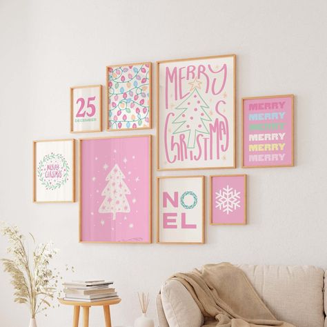 Christmas Pastel Colors, Pink Christmas Bedroom Decor, Pink Christmas Room Decor, Pink Christmas Diy, Pink Christmas Bedroom, Wall Digital Art, Office Decor Christmas, Christmas Gallery Wall, Pastel Christmas Decor