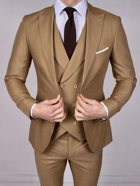 Khaki Suit, Costume Africain, Slim Fit Coat, Mens Suit Vest, Mens Suit Jacket, Vests Mens, Wedding Suit, Slim Fit Suit, Mens Khakis