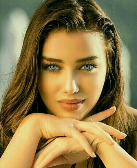 Fight RA3 Belle Silhouette, Lovely Eyes, Most Beautiful Eyes, Stunning Eyes, Gorgeous Eyes, Pretty Eyes, Brunettes, Beauty Face, Girl Face