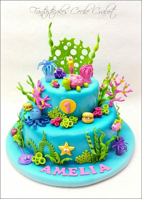 Under the sea cake for a little girl Torturi Baby Shower, Sirenita Cake, Octonauts Cake, Nemo Cake, Rodjendanske Torte, Under The Sea Cake, Under The Sea Decorations, Sea Cake, Ocean Cakes