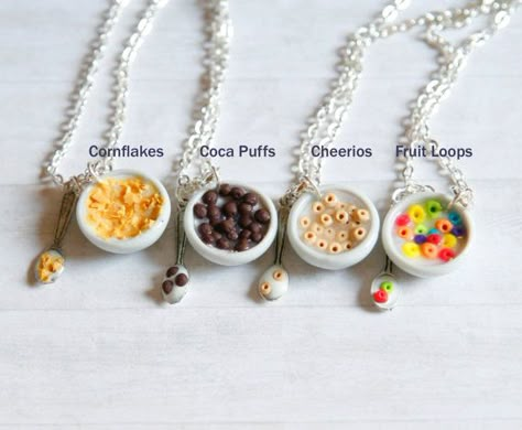 A cute kawaii cereals in a bowl necklace made from polymer clay -1 bowl filled with cereals spoon and milk. Choose your flavor: cheerios fruit loops Crea Fimo, Cocoa Puffs, Bff Jewelry, Polymer Clay Food, Miniature Food Jewelry, Fruit Loops, Cute Polymer Clay, Polymer Clay Miniatures, Food Jewelry