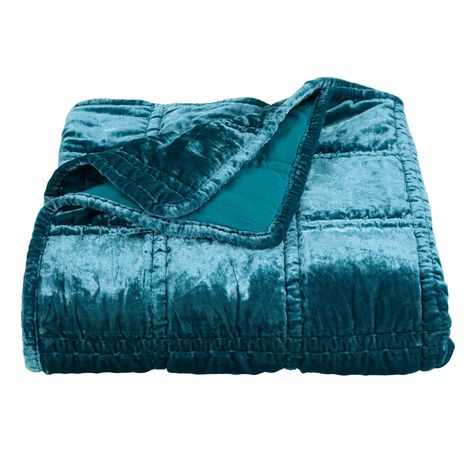 Indulge in the plush opulence of our Stella Throw. Its lustrous silky sheen and luxurious velvet textures are elevated with a classic double box stitch, resulting in a stylish statement piece for any home. Velvet Throw Blanket, Velvet Bedspread, Box Stitch, Velvet Duvet, Decorative Throws Blanket, Throw Blanket Size, Velvet Quilt, Leather Pillow, Bedspread Set