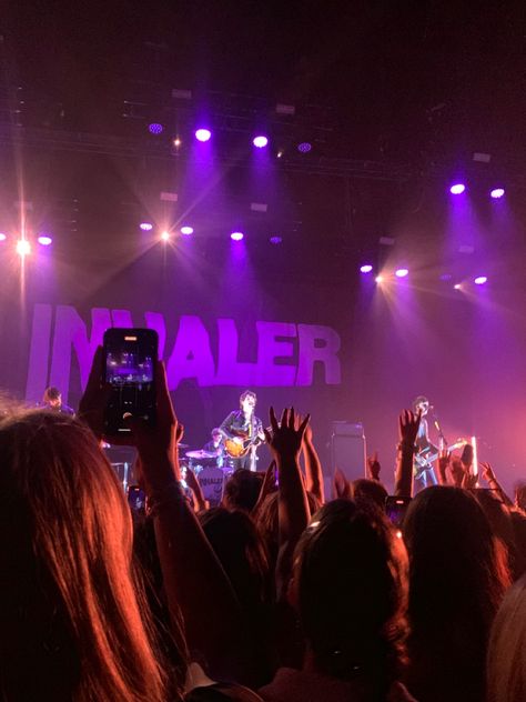 inhaler, amsterdam, concert, aesthetic Indie Concert Aesthetic, Inhaler Band Aesthetic, Inhaler Aesthetic, Inhaler Concert, Inhaler Band, 2024 Manifesting, Concert Signs, Pookie Wookie, Concert Aesthetic