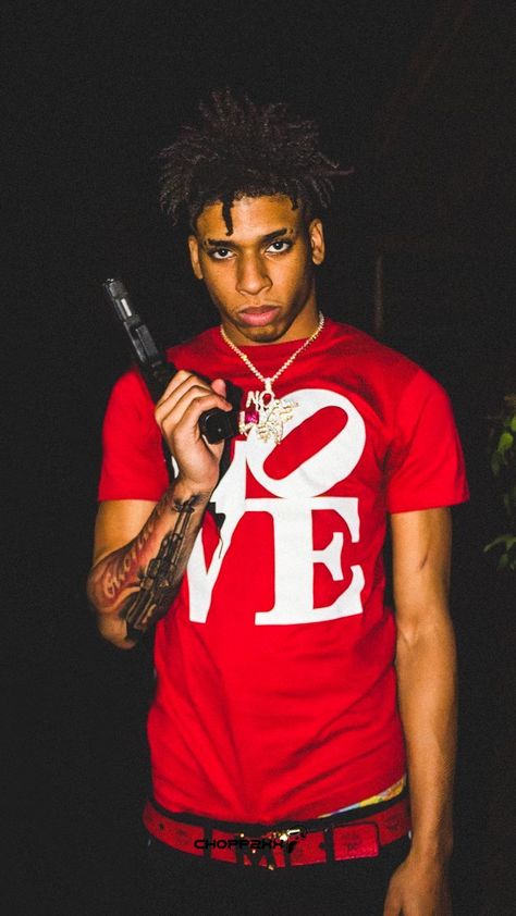 Nle Choppa Wallpaper, Black Color Hairstyles, Bronx Rappers, King Pic, Rapper Wallpaper Iphone, Nle Choppa, Hairstyles Black Hair, Color Hairstyles, Miles Spiderman