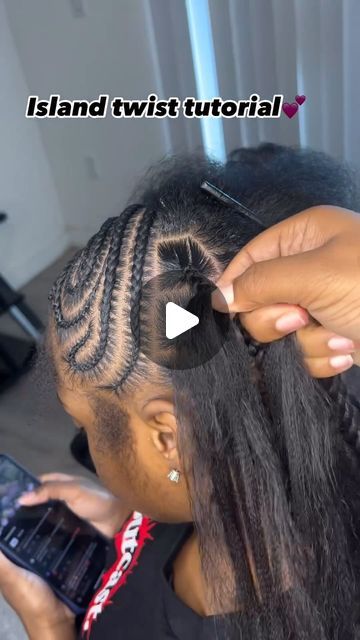 VoiceOfHair ®️ on Instagram: "The perfect summer hairstyle 😍
⁣
Love this island twist tutorial by @stylezby_lexx🔥 She starts out with a knotless braid and then creates the twist👌🏾 The result is so pretty❤️ It’s definitely giving summer time vibes 🏖️
⁣
Would you rock this? ✨ #voiceofhair⁣
⁣
#miamibraids #miamibraider #fulanibraids #islandtwist #lemonadebraids #vacationhair #protectivestyles #stitchbraids #braidideas #buttlengthbraids #knotlessbraids #braidstyles #vacationhair" Quick Easy Braided Hairstyles Black Women Cornrows, Braid With Twist Hairstyles, Quick Protective Styles With Weave, Island Twist For Kids, Feed In Twists Braids, Kids Island Twist, Cornrows And Twists Black Women, Feed In Twists Hairstyles, Braids With Twist In The Back