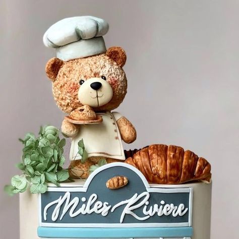 Christmas Hampers 2023 on Instagram: "In love with the final result of this “bakery store” theme cake.. have you noticed the croissants? It looks surreal!! 🥰😍 • #cforcupcakes #customcake #customcakejakarta #kueultah #bdaycake #kuecustom #kueltahjakarta #bdaycakejakarta #cforcupcakesonemonth #bakerystore #cforcupcakesbakery" Bakery Theme Cake, Bakery Theme, Whimsical Cakes, Cupcake Inspiration, Bakery Store, Christmas Hampers, Cookie Inspiration, Theme Cake, Bakery Cakes