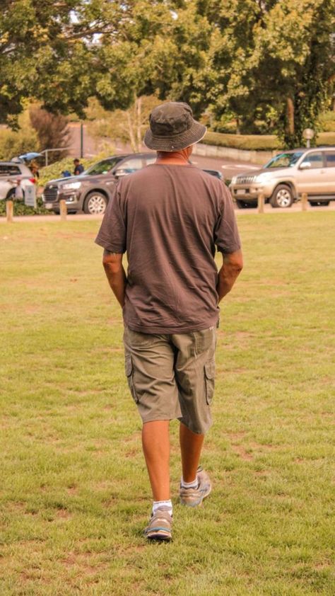 Man Walking From Behind, Walking Towards Camera Reference, Man Walking Reference, Man From Behind, Posing Reference, Dynamic Posing, Person Walking, Human Photography, Art Performance