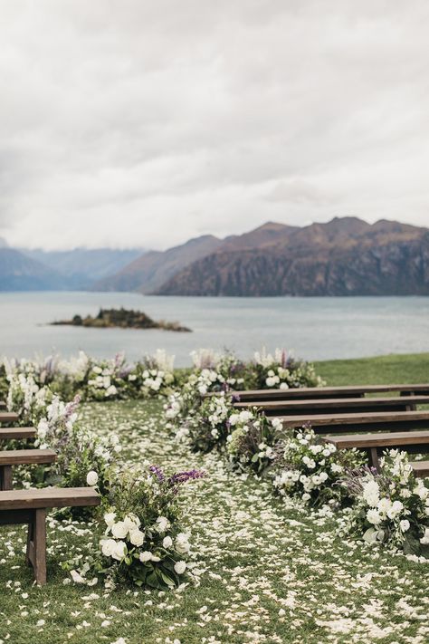 Nicole Warne of Gary Pepper Girl Had A Wild Garden Wedding in New Zealand | Vogue Ceremony Flowers Aisle, Wedding New Zealand, Gary Pepper, Gary Pepper Girl, Nicole Warne, Lake Wanaka, Wedding Ceremony Ideas, Wedding Ceremony Flowers, Homestead Survival