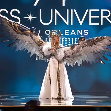 Victoria Apanasenko Miss Universe 2023, Miss Universe National Costume, National Costume, Miss Universe, Pretty People, Ukraine, Universe, Angel, Quick Saves