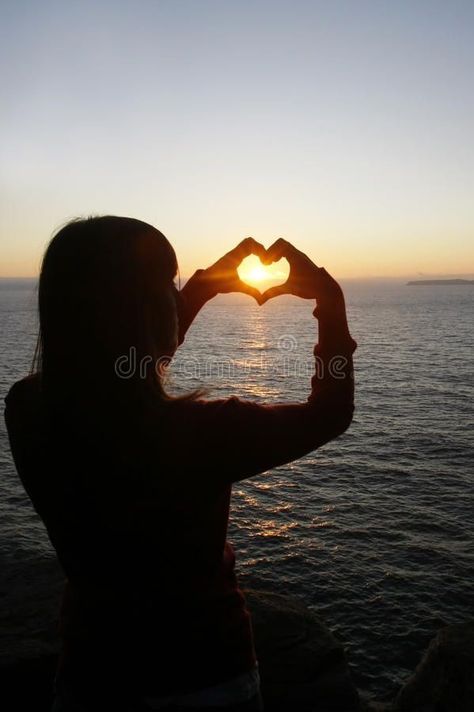 Hand Hearts, Heart Shadow, Hand Wallpaper, Heart Shaped Hands, Sunset Girl, About Heart, Sun Photo, Heart Hands, Yoga Photography