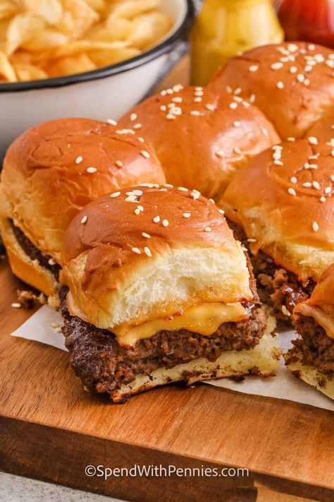 Sliders are so easy to make; just assemble, bake, & serve! Game day, a party, or a potluck? These sliders are perfect for feeding a crowd! Cheeseburger Sliders, Hawaiian Sweet Rolls, Spend With Pennies, Best Meatloaf, Seasoned Bread Crumbs, Potato Skins, Crumbled Bacon, Pasta Noodles, Beef Stroganoff