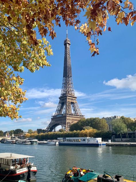 What To Pack For Paris In November, What To Wear In Paris In November, France In November, Paris Weather, Paris Must See, Italy Fall, Paris In November, Paris Trip Planning, Paris In October