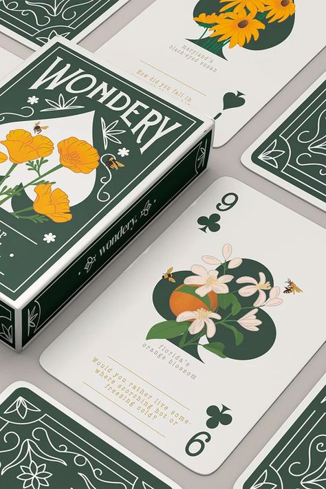 Card Games Design Ideas, Floral Playing Cards, Cute Playing Card Design, Gaming Cards Design, Card Deck Packaging, Deck Of Cards Graphic Design, Deck Of Cards Illustration, Flower Playing Cards, Graphic Design Playing Cards