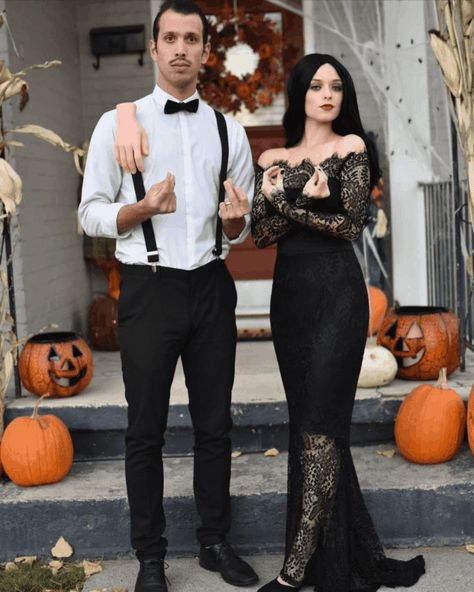 31 Creative Halloween Costumes for Couples 2024 - Beauty Bruh Gomez Addams Costume, Gomez And Morticia Addams, Morticia Addams Costume, Couple Costumes For Halloween, Costume Couple, Cute Couples Costumes, Diy Couples Costumes, Best Couples Costumes, Addams Family Costumes