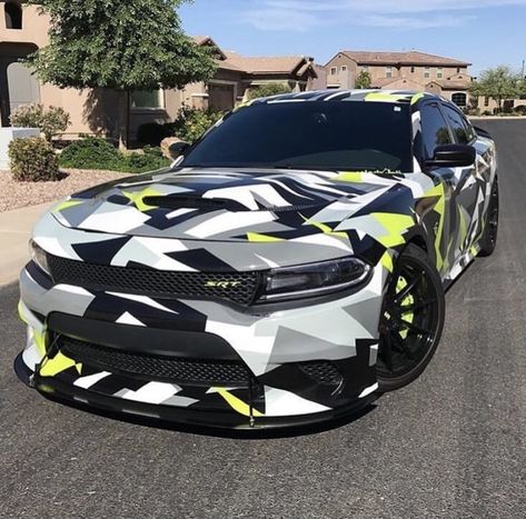 Dodge Charger Painting Ideas, Charger Wrap, Camo Car, Dodge Chargers, Dodge Charger Hellcat, Design Cars, Dodge Vehicles, Cars Design, Dodge Muscle Cars