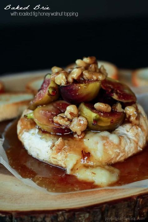 This easy Baked Brie is a warm and creamy cheese topped with caramelized figs, crunchy walnuts, and a drizzle of honey. Walnut Topping, Baked Brie Appetizer, Brie Appetizer, Roasted Figs, Brie Recipes, Easy To Make Appetizers, Honey Walnut, Fig Recipes, Cheese Making