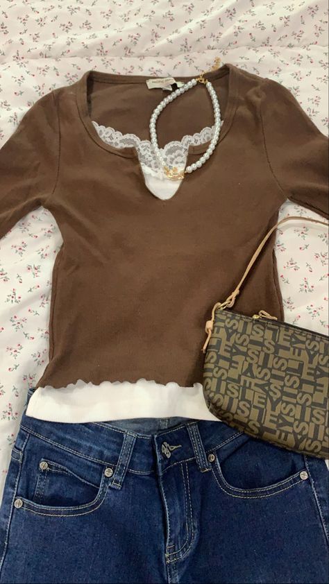 Coffee Brown Top Outfit, Lace Tank Layered Outfit, Tank Over Long Sleeve Outfit, Brown Sleeveless Top Outfit, Lace Tank Top Outfit Layered Y2k, Brown Long Sleeve Shirt Outfit, Lace Shirt Layering Outfit, Layered Tank Top Outfits 2000s, Dark Brown Top Outfit