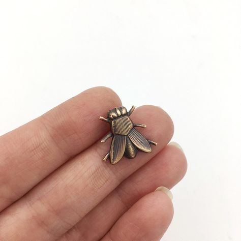 Another happy customer on Etsy! 💕🤗 ★★★★★ Absolutely perfect, exactly as pictured and feels so high quality! -- sbouch55 https://etsy.me/2KDAGRg Insect Jewelry Design, Bug Pins, Fly Jewelry, Fly Insect, Insect Brooch, Spider Jewelry, The Bug, Brass Art, Flying Insects