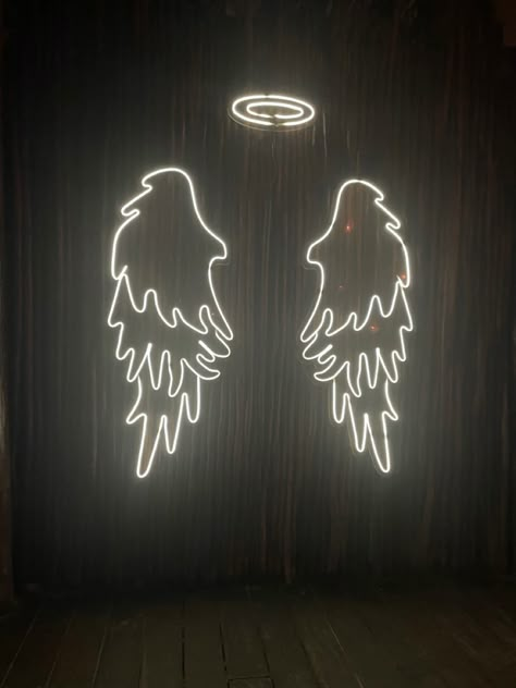 Led lights angel wings halo wall art Aesthetic Selfie Background, Background Images For Selfie, Selfie Background Images Hd, Selfie Background Ideas, Selfie Background, Club Design Interior, Instagram Black Theme, Love Images With Name, Dj Images Hd