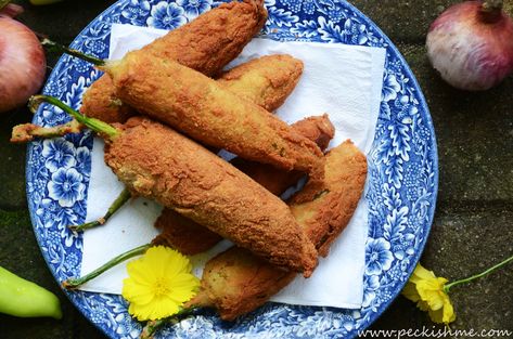 Stuffed Banana Peppers (Deep Fried Maalu Miris) Fried Stuffed Banana Peppers, Deep Fried Banana Peppers, Banana Peppers Stuffed, Fried Banana Peppers, Recipes With Banana Peppers, Deep Fried Bananas, Sweet Banana Peppers, Sri Lankan Food, Pickled Banana Peppers