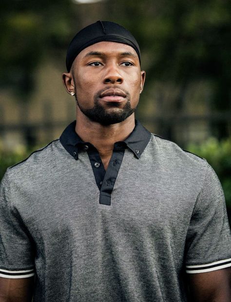 ً on Twitter: "Trevante Rhodes in ‘Moonlight’ (2016) Photographed by David Bornfriend… " Trevante Rhodes, Black Actors, Black Man, Black Boys, Film Serie, Man Crush, Look At You, Rhodes, Celebrities Male