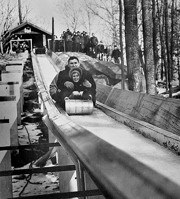 Life's a snapshot: Tobagganing at Pinchot State Park John Wayne Son, Riverview Park, Theme Parks Rides, Knotts Berry Farm, Berry Farm, Chicago History, Chicago Photos, Parc D'attraction, The Windy City