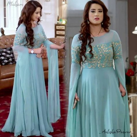 Her outfits are always amazingggggg 😍😍 { @aalishapanwar157 #IshqMeinMarjawan #AalishaPanwar #Aalishians } Indian Wedding Gowns, Desi Dress, Gown Party Wear, Indian Gowns Dresses, Sleeves Designs For Dresses, Indian Gowns, Designer Party Wear Dresses, Pakistani Dress Design, Indian Designer Outfits