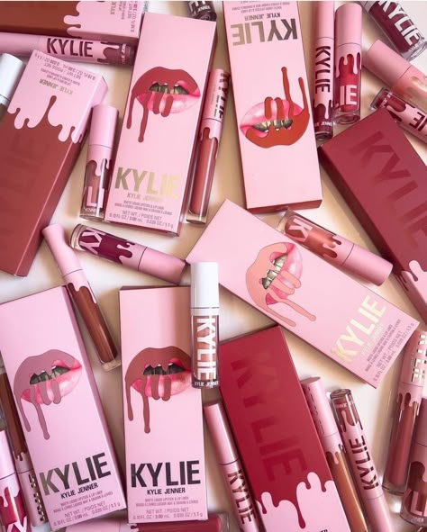 Kyle Cosmetics, Kylie Jenner Makeup Tutorial, Kylie Makeup, Jenner Makeup, Kylie Jenner Lipstick, Kylie Jenner Makeup, Makeup Is Life, Kylie Cosmetic, Lip Combo