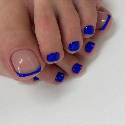 Royal Blue Toenails, Blue Nails Feet Pedicures, Pedicure Ideas Blue Toenails, Navy Blue Pedicure, Blue French Pedicure, Pedicure Colors Summer 2024, Dark Blue Toe Nails, Royal Blue Pedicure, Blue French Tip Toes