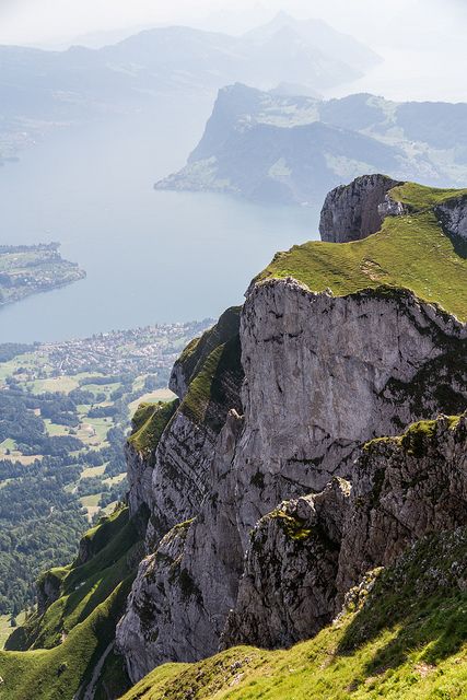 Pilatus Switzerland without rain and fog! Pilatus Switzerland, Romantic Life, Travel Pics, Lucerne, An Animal, Dream Destinations, Lush Green, Scenic Views, Places Around The World