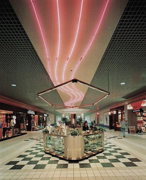 Cruising the Past & Future of the Retro Shopping Mall Mall Picture, Abandoned Malls, Googie Architecture, Dead Malls, Mall Food Court, Vintage Mall, 80s Interior, 80s Decor, Mall Stores