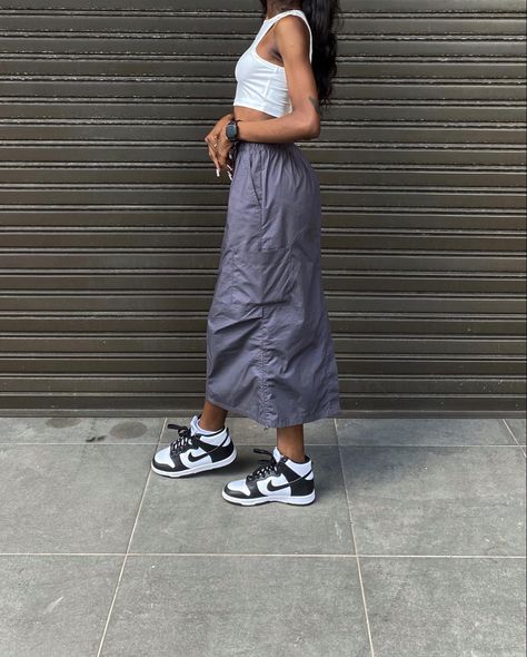 Outfits Long Skirt Jordans Outfit, Parachute Cargo Skirt Outfit, Parachute Skirt Outfit Aesthetic, Long Parachute Skirt Outfit, Grey Parachute Skirt Outfit, How To Style A Parachute Skirt, Parachute Maxi Skirt Outfit, Parachute Skirt, Parachute Skirt Outfit