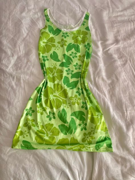 Y2k Summer Dress Outfits, Coconutgirl Aesthetic Outfits, Summer Dress Y2k, Y2k Prints For Clothes, Hibiscus Y2k, Y2k Summer Dress, Flower Summer Dress, Y2k Flower, Print Summer Dress