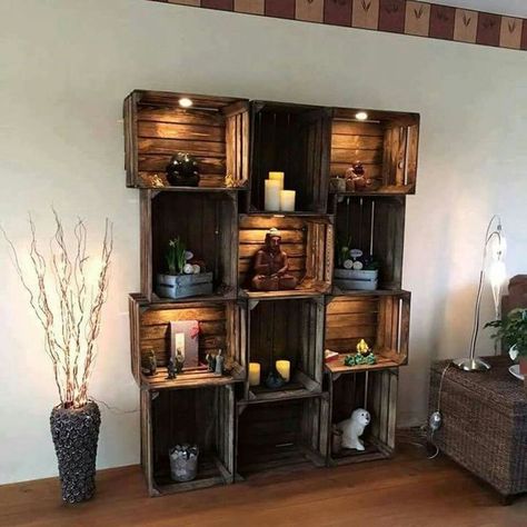 4 DIY Decor Ideas To Give Your Space That Log Cabin Vibe 1 Upcycling Ideas Furniture, Furnitur Ruang Keluarga, Diy Rustic Home, Old Crates, Crate Shelves, Set Sofa, Crate Furniture, Diy Holz, Upcycled Home Decor