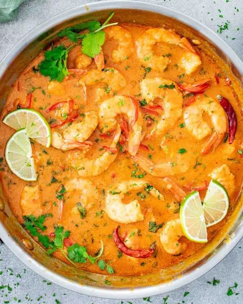 Whip up this delicious Thai Coconut Shrimp Curry in just 35 minutes! Perfect for a quick weeknight dinner with creamy coconut milk and fresh herbs. #ThaiCurry #QuickDinner #shrimpcurry